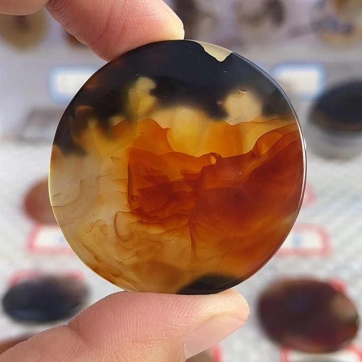 玛瑙/玉髓颈饰合金