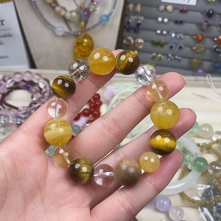 未镶嵌手链水晶?*?