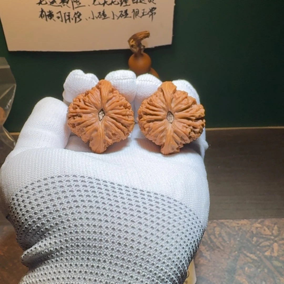 大****文玩核桃把件5号链接