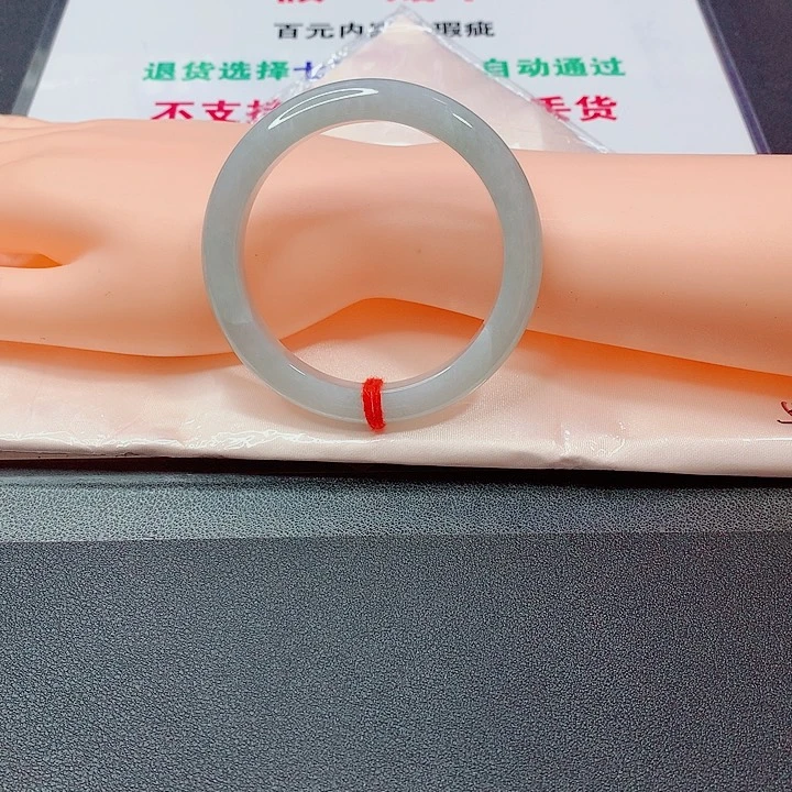 翡翠手镯未镶嵌粥*姐手镯