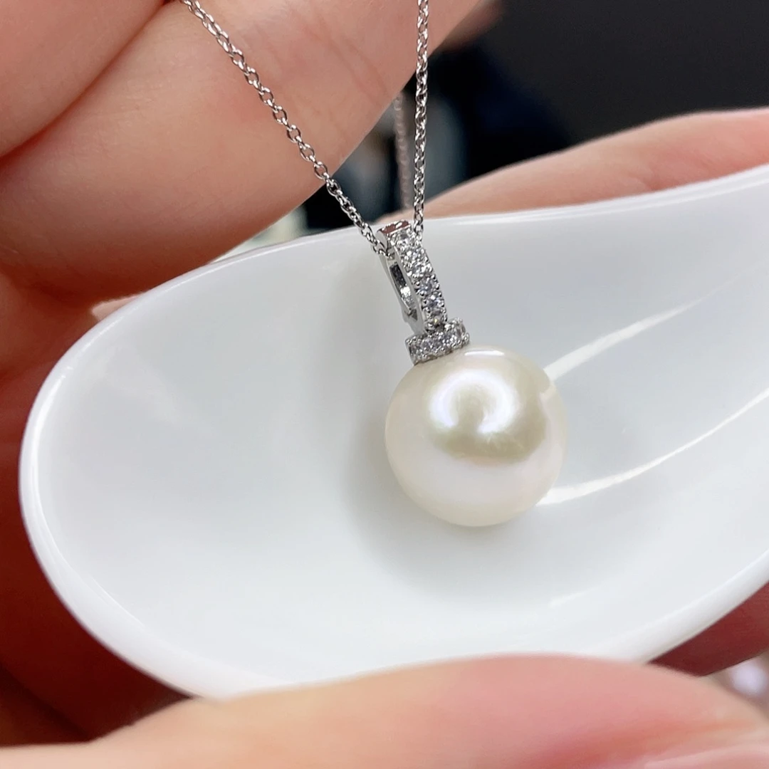 淡水珍珠吊坠(赠链)未镶嵌