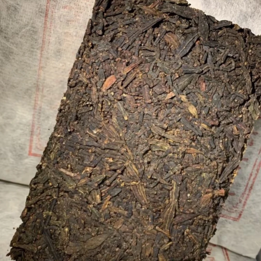 古茶树螃蟹脚《250克砖》