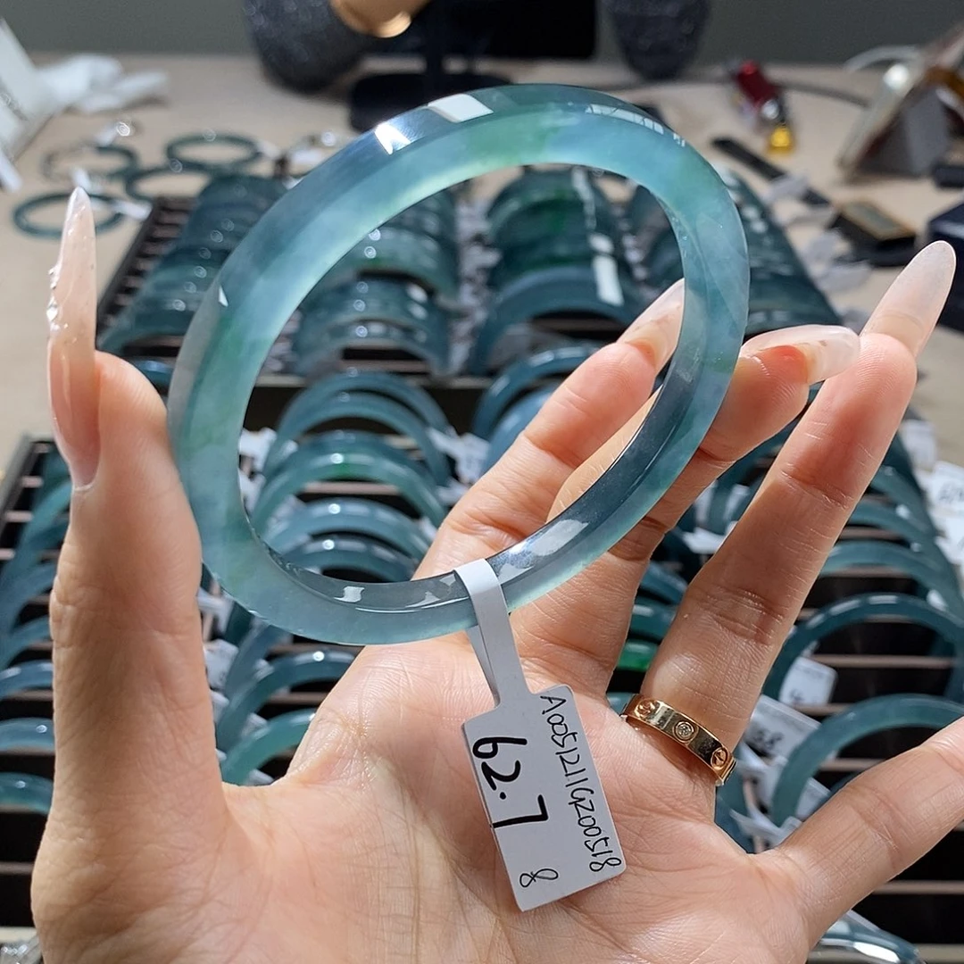 翡翠未镶嵌手镯62.78