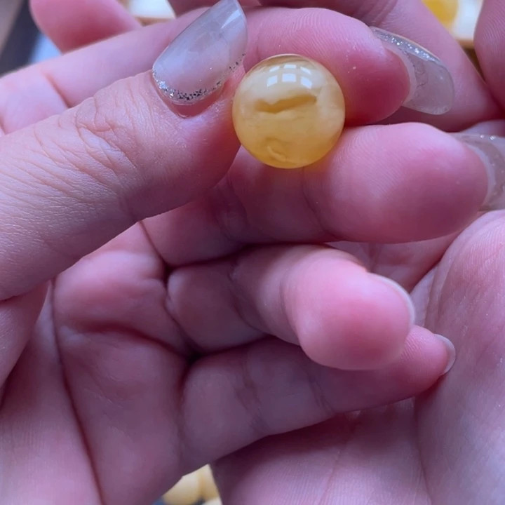 未镶嵌琥珀珠宝奇石悟*空