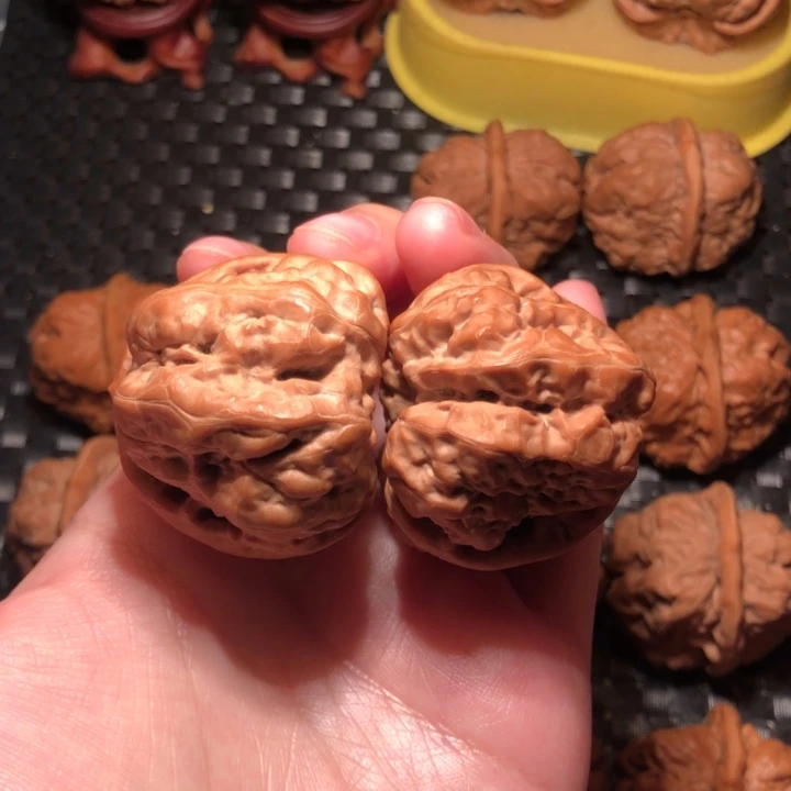 把件文玩核桃40超大腿四开背肌肉蛙