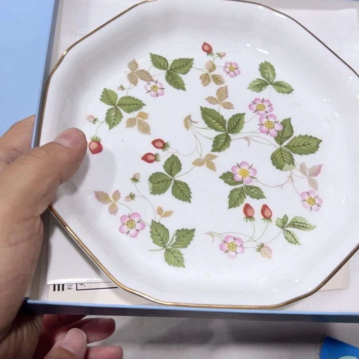 小****?茶道相关物品瓷制盘