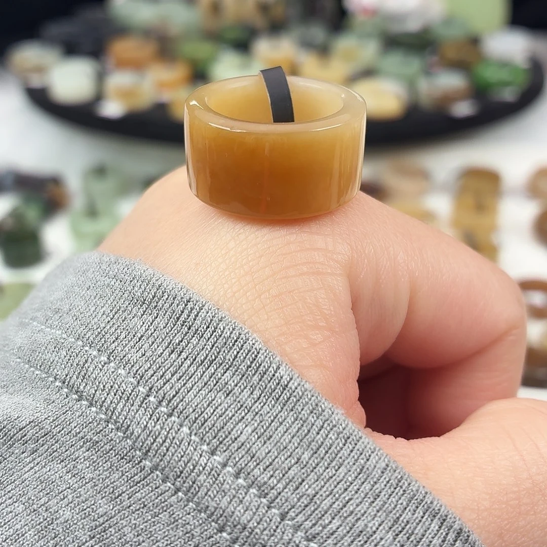 和田玉未镶嵌戒指S24糖圆切16.3