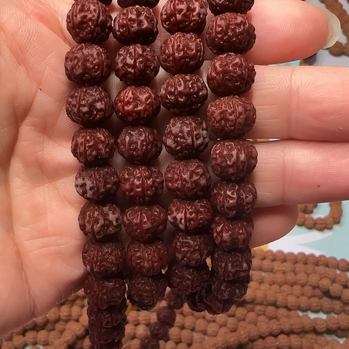 一***…金刚菩提吊坠老树梅花114颗保手持