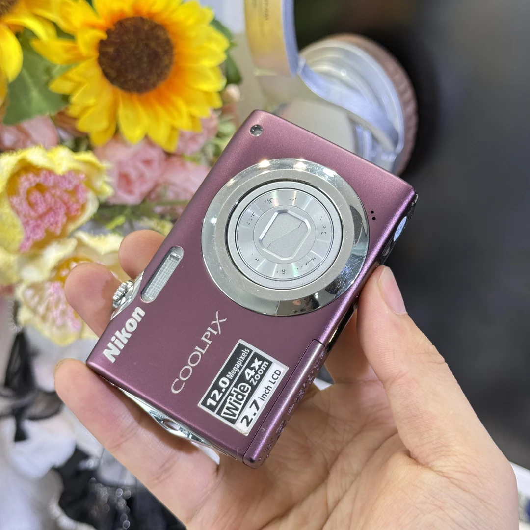 9新 Nikon/尼康 尼康s3000冷白皮柔焦1200万像素滤镜多带配件