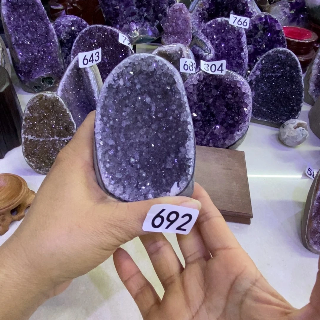 水晶未镶嵌大型摆件（非配饰）