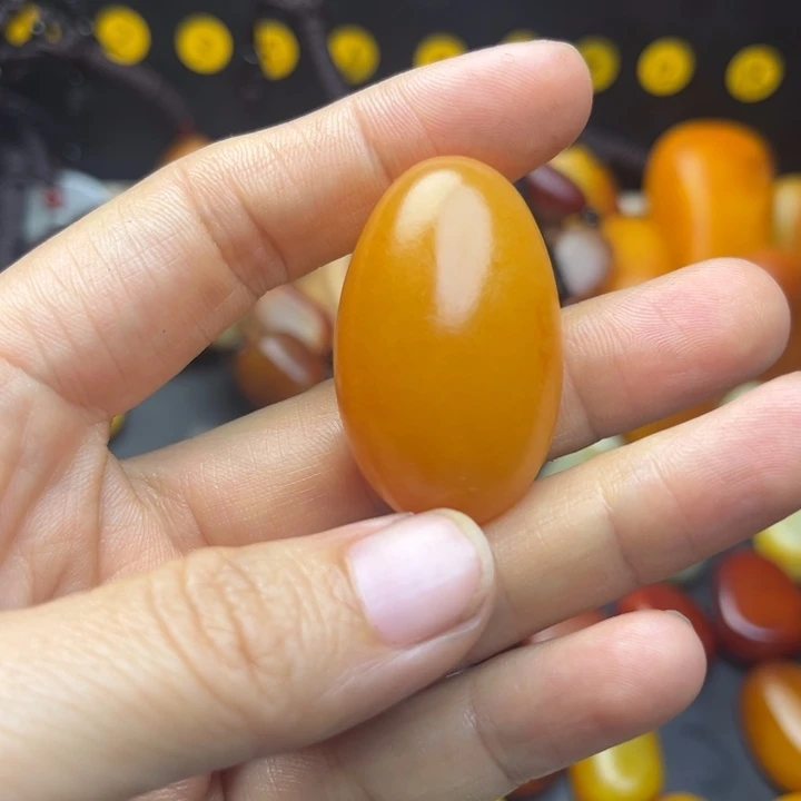 悟***道和田玉（糖玉）未镶嵌珠宝半成品