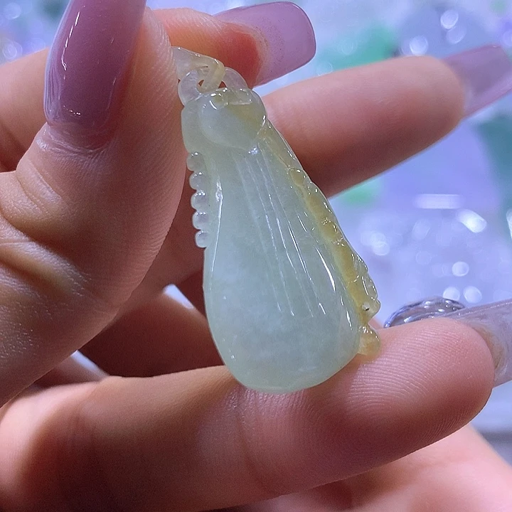 翡翠未镶嵌颈饰天然翡翠A货吊坠