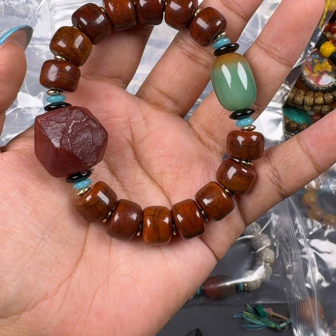 泥塑藏式风格彩绘泥塑擦擦