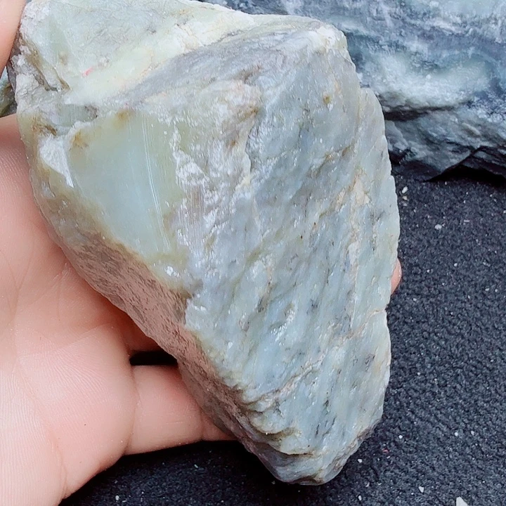未镶嵌和田玉（糖玉）珠宝半成品