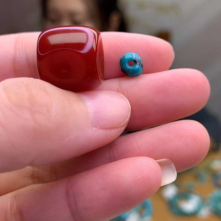 柚***光玛瑙/玉髓未镶嵌原矿