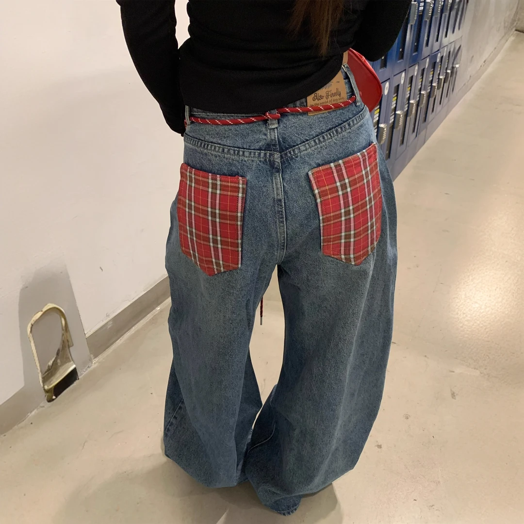 大码美式复古红色格纹拼接牛仔裤女水洗做旧百搭宽松阔腿弯刀裤子