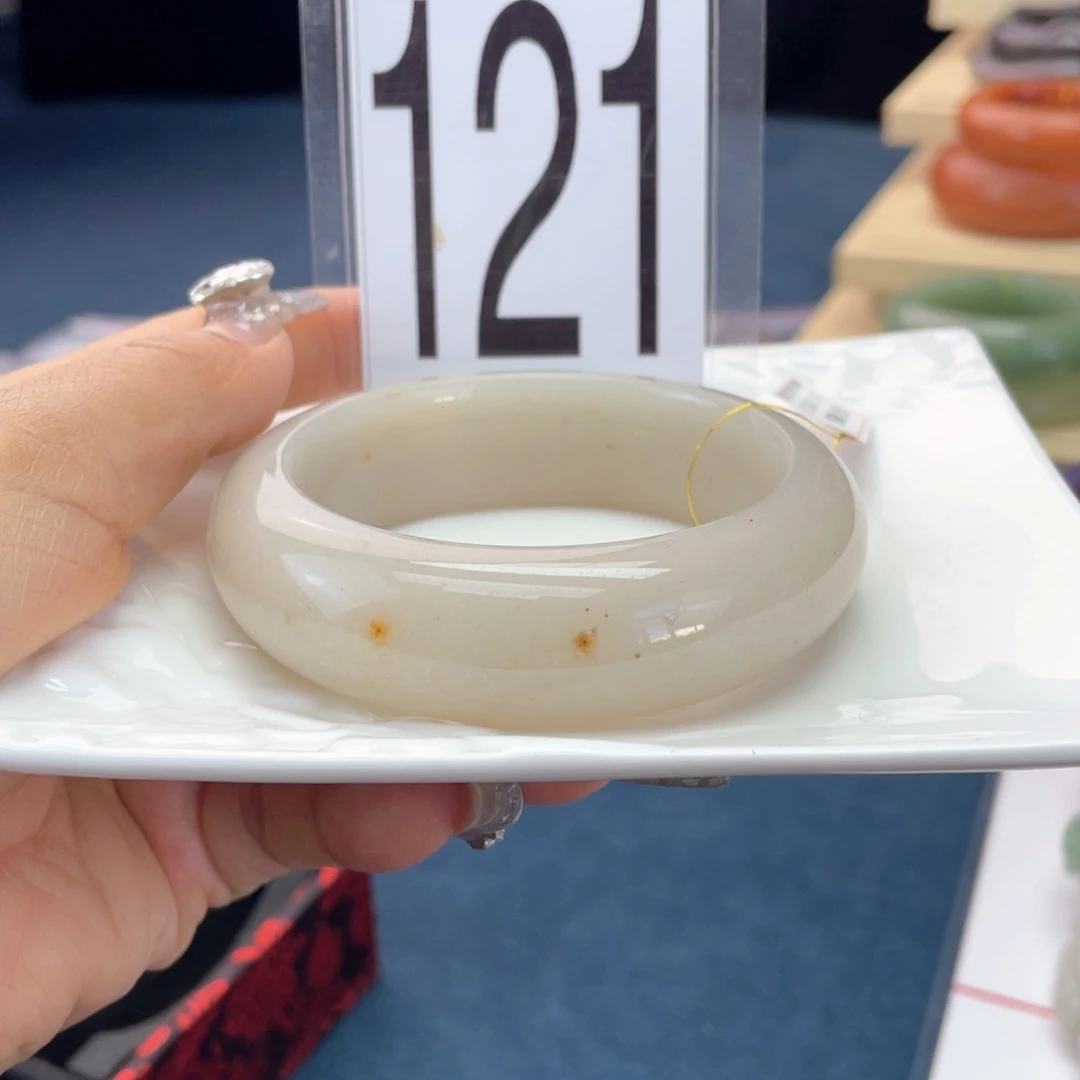 石英质玉未镶嵌手镯