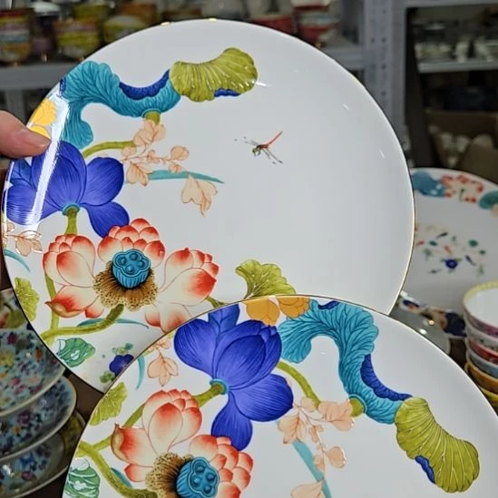 瓷片微瑕荷塘趣事8寸2个高脚平盘