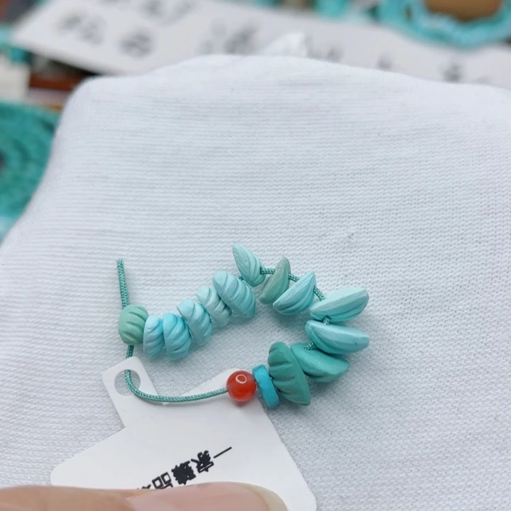 南红玛瑙未镶嵌珠宝奇石