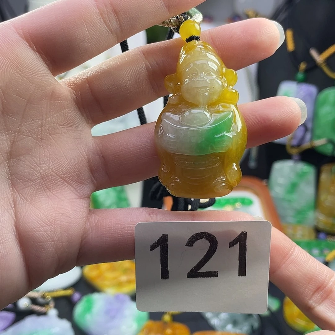 翡翠未镶嵌吊坠(赠链)