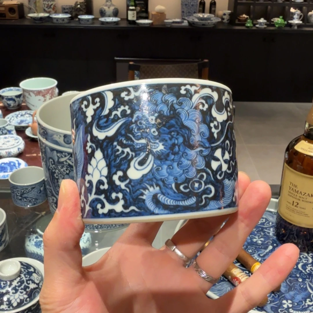 旅***权瓷片狮子绣球大杯子