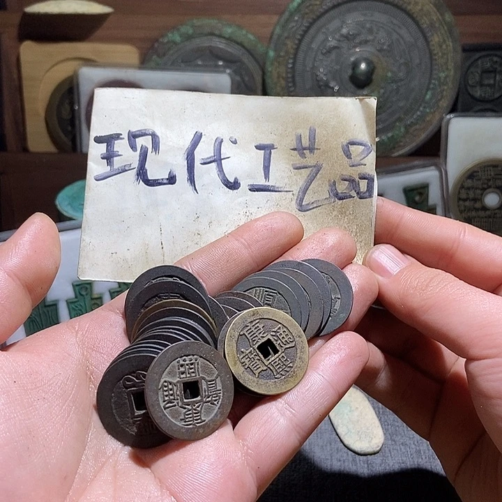 铜书***阁现代翻砂制作工艺品