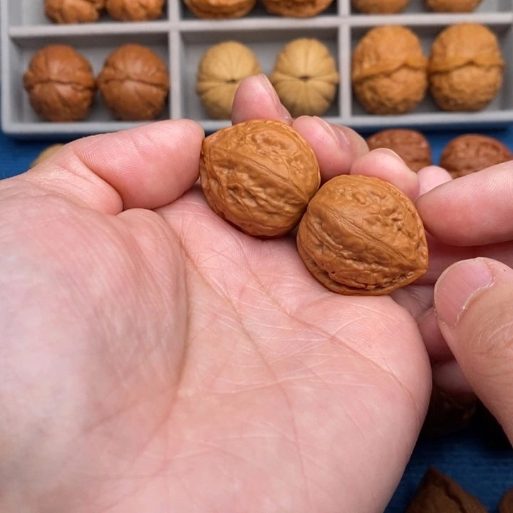 文玩核桃把件粗筋