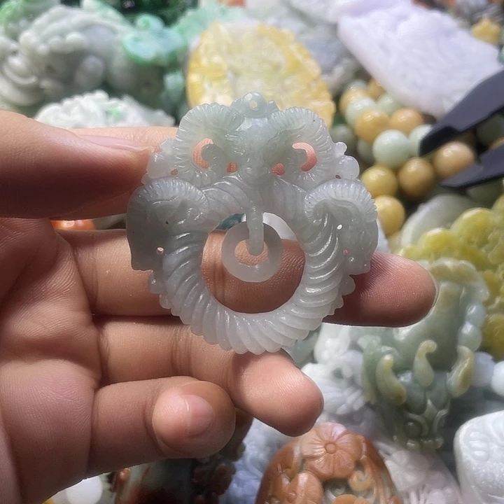 定制翡翠未镶嵌天然翡翠