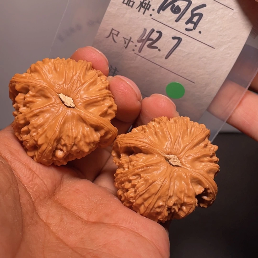 文玩核桃吊坠文玩核桃