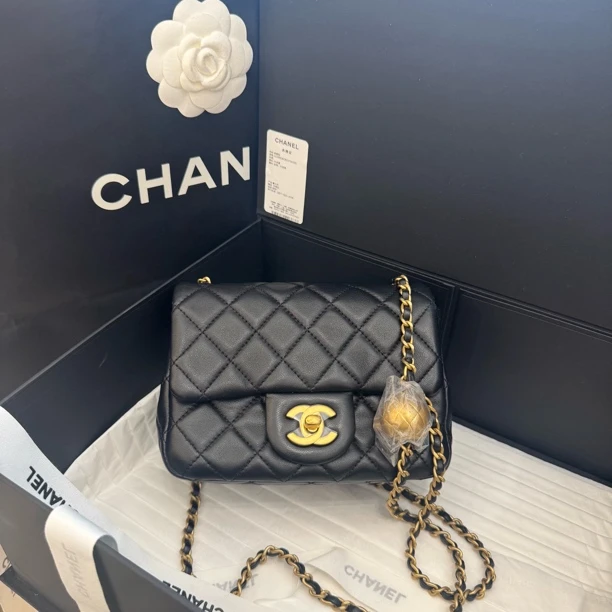 全新未使用 Chanel/香奈儿 黑金金球方胖子 芯片款 链条斜挎包