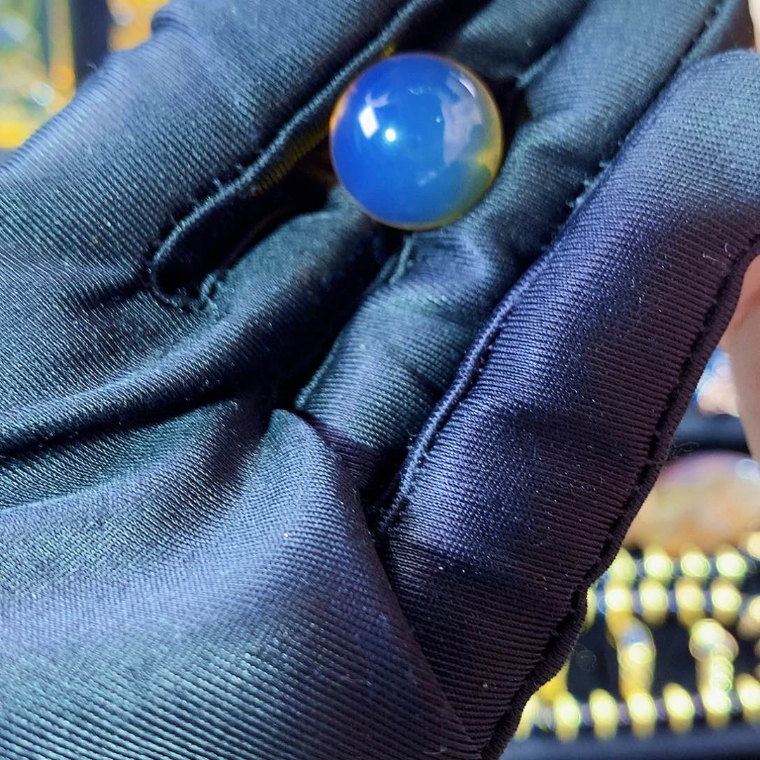 琥珀珠宝奇石未镶嵌A****w