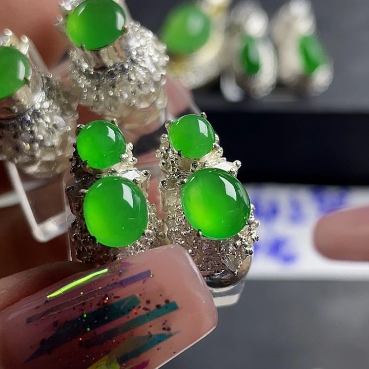 梦***8定制翡翠未镶嵌35555555888