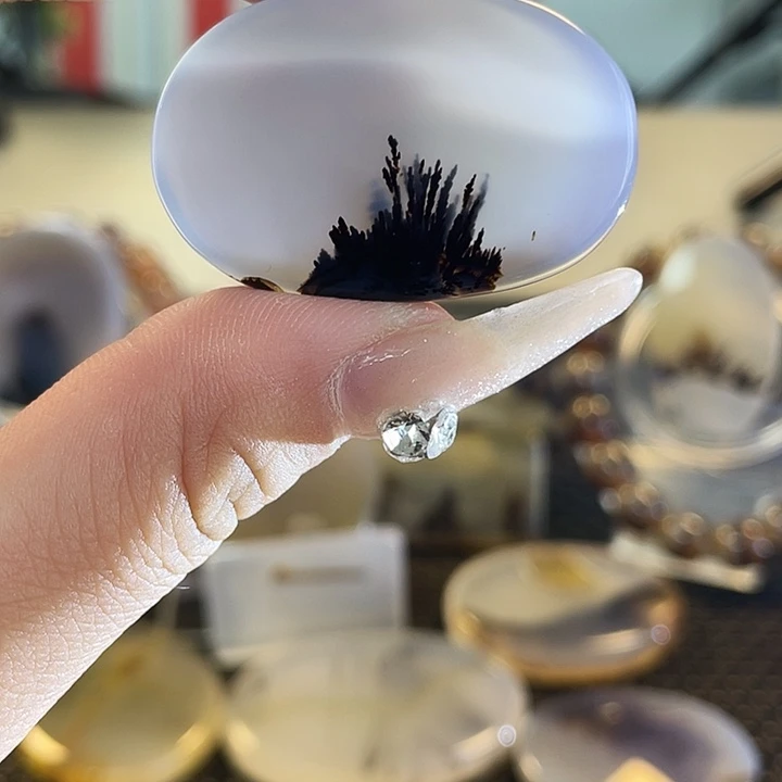 玛瑙/玉髓未镶嵌颈饰