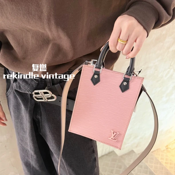 95新 LouisVuitton/路易威登 复燃精选/粉色水波纹mini琴谱芯片款