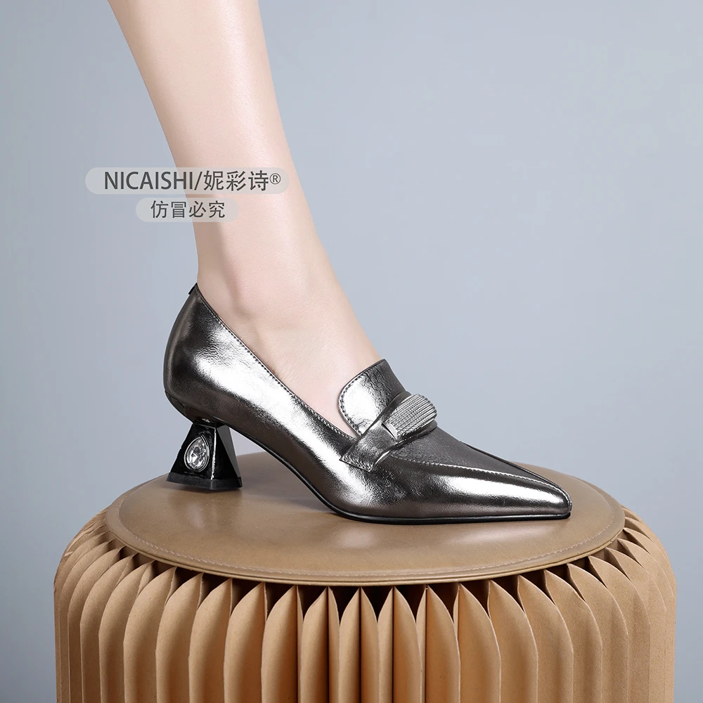 2025年新款法式配礼服低跟秋冬设计感小众高级感百搭单鞋浅口1055