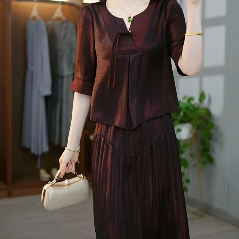 2025夏季新款优雅时尚流苏设计显瘦遮肚减龄洋气休闲假两件连衣裙