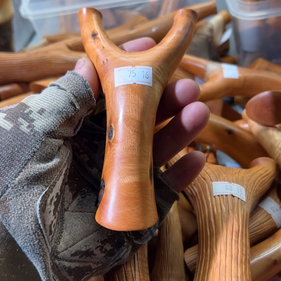 小***️火琉璃树杈木弓手工