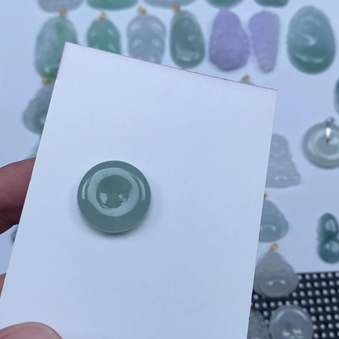 惠***'翡翠未镶嵌颈饰天然翡翠