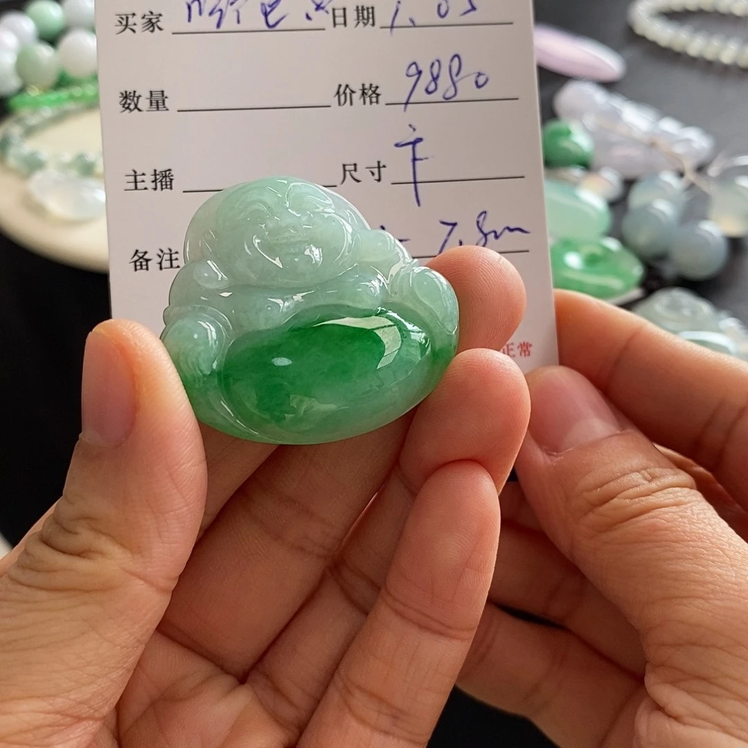 吃***~翡翠未镶嵌手链佛公