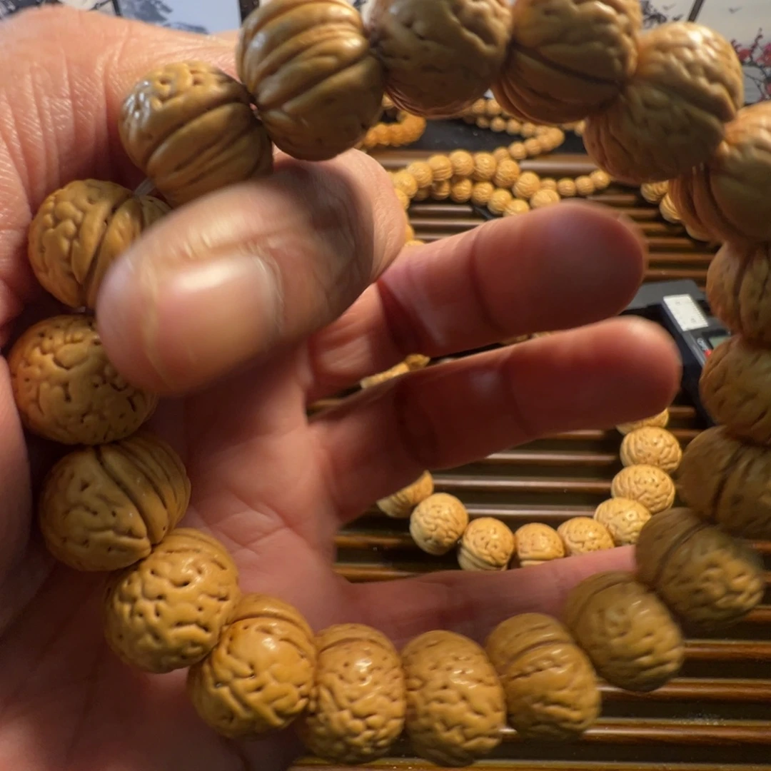 梵***D吊坠龙脊菩提金丹