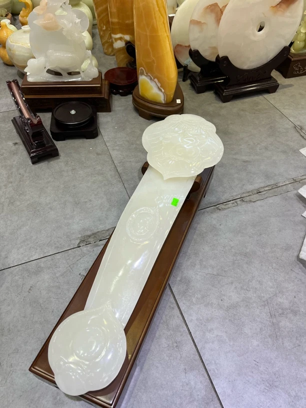 精品天然玉石如玉摆件