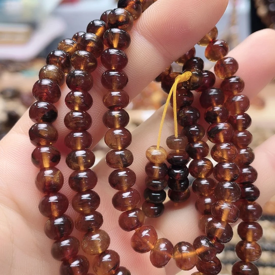 琥珀裸石未镶嵌七