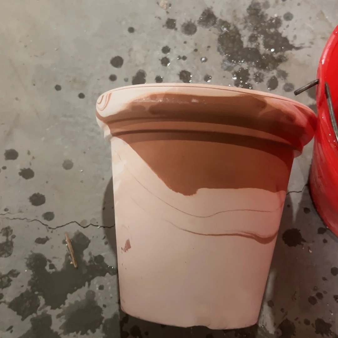 【闪购商品】红陶玛奇朵斗盆19口18高1个【微瑕】