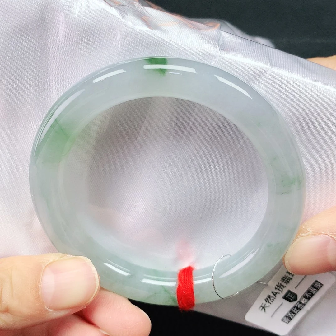 翡翠手镯未镶嵌51+圈