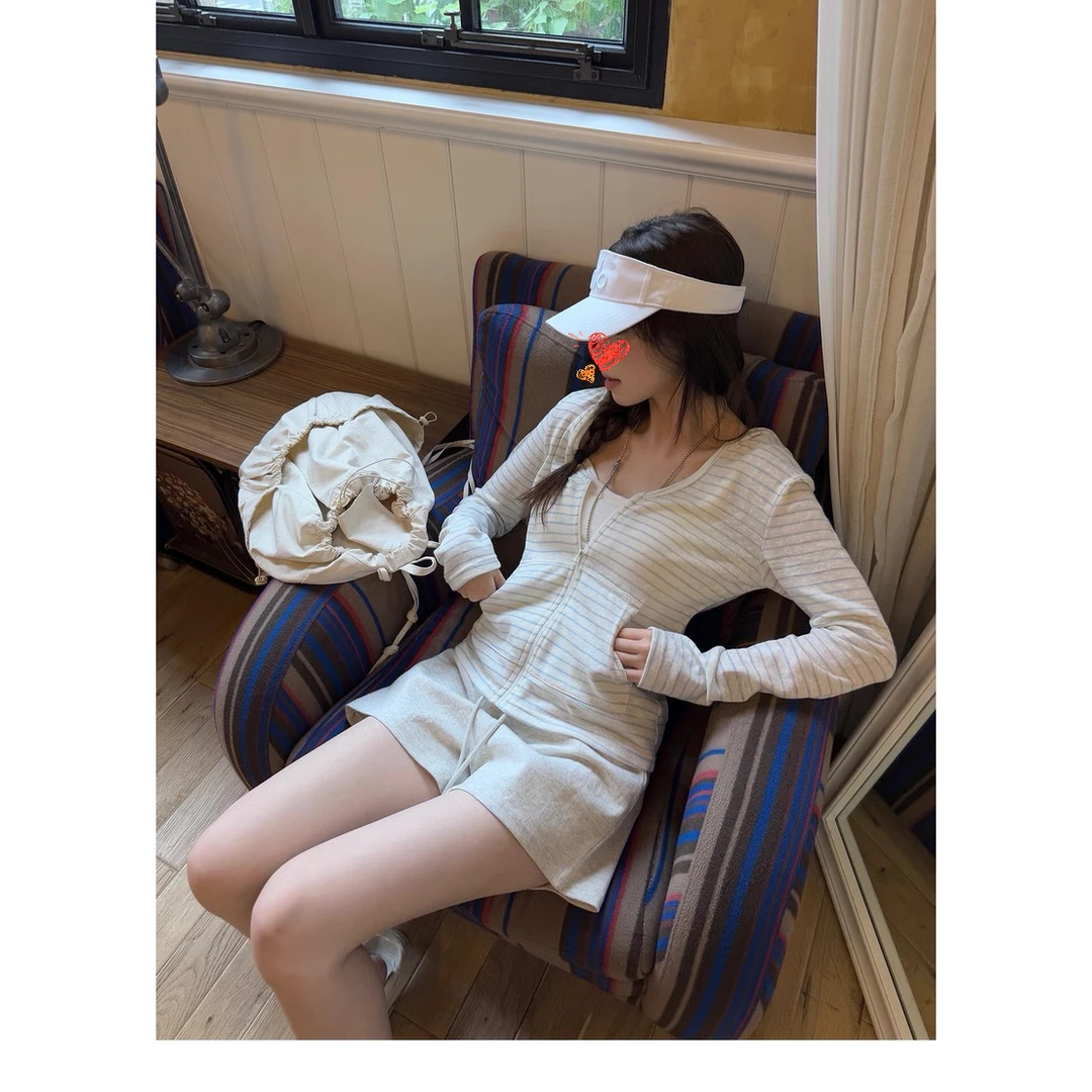 条纹拉链连帽上衣2025夏季新款薄款防晒修身开衫小外套女