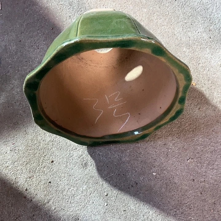 紫砂花盆是****了宜兴紫砂花盆