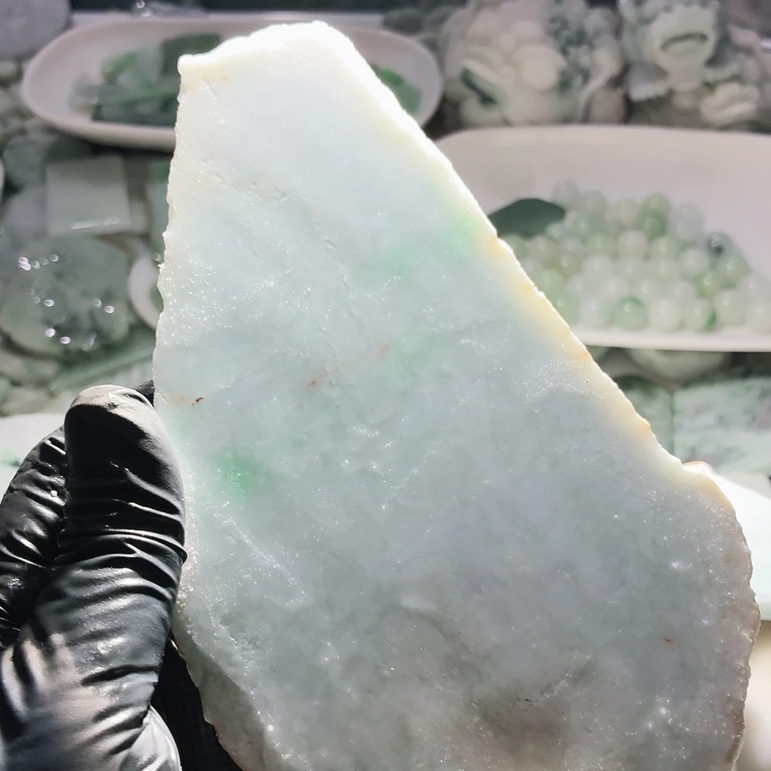翡翠未镶嵌颈饰边角料