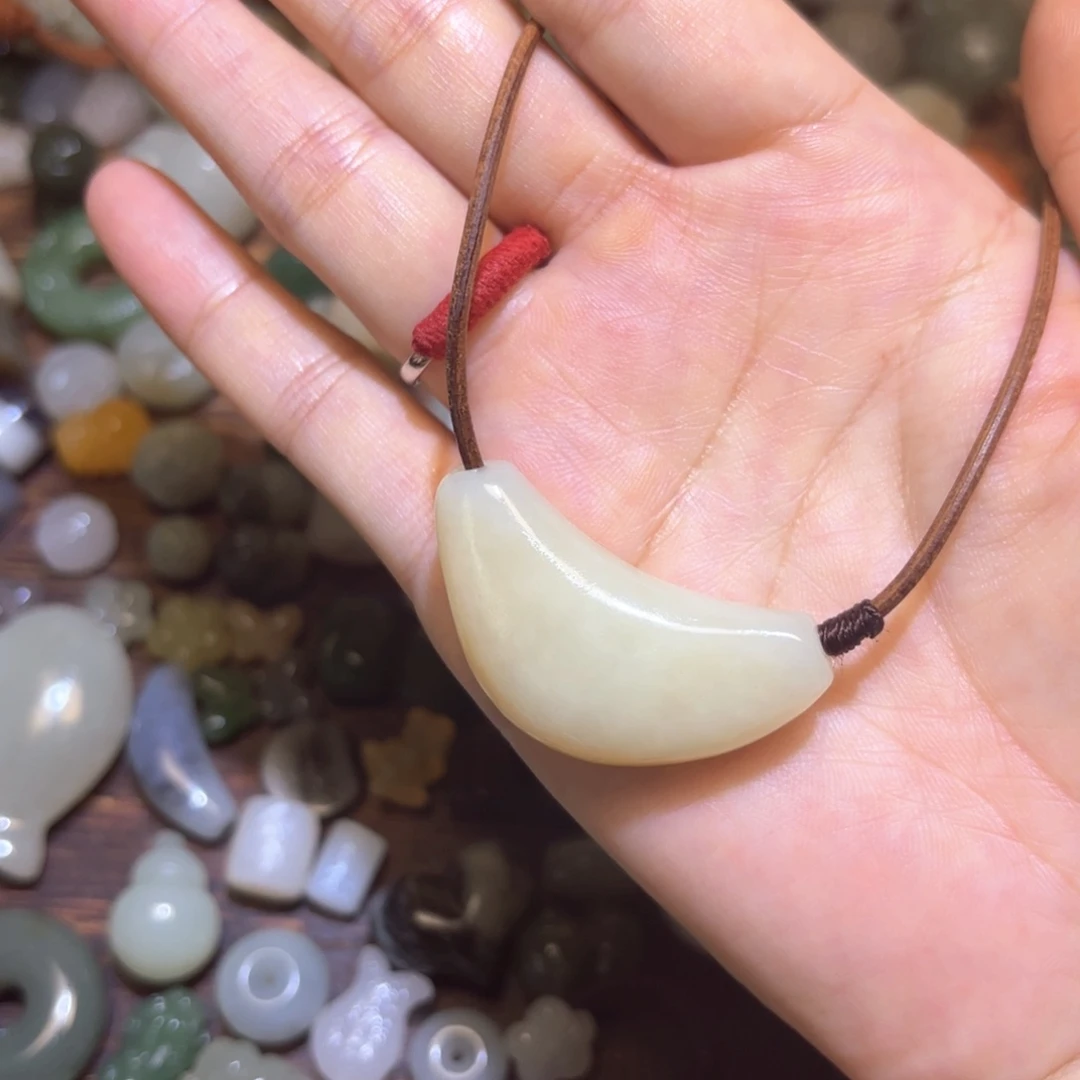 未镶嵌和田玉珠宝半成品