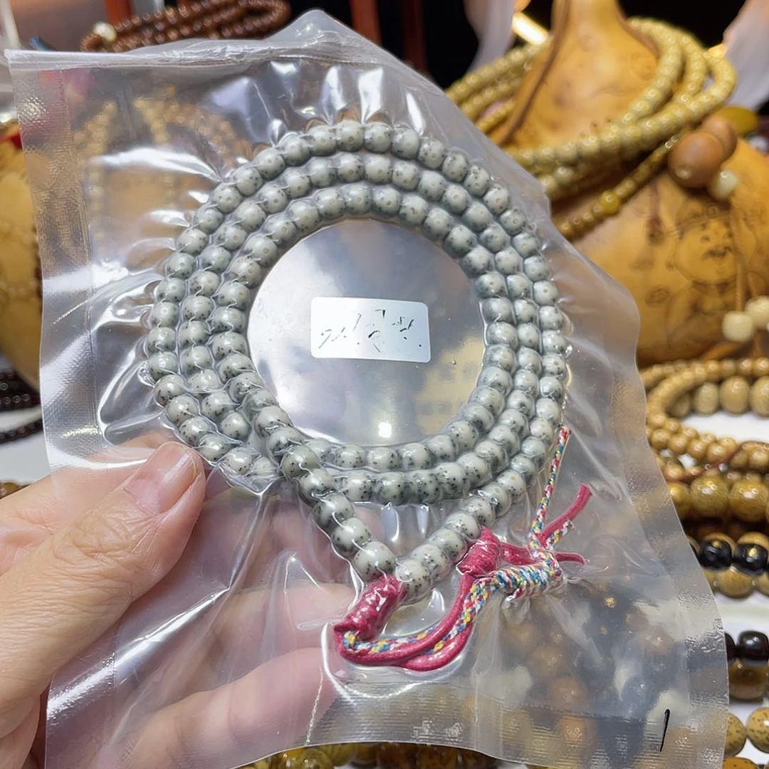手串星月菩提老型石玉料