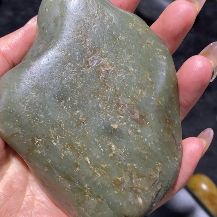 未镶嵌和田玉（糖玉）挂件